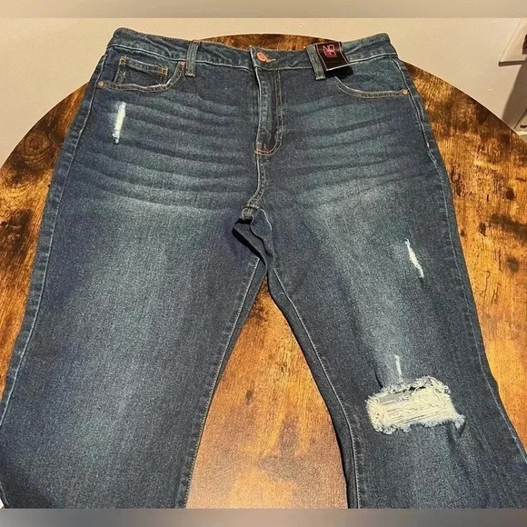 NOBO | juniors distressed bootleg jeans. Size: 13 - Picture 12 of 15